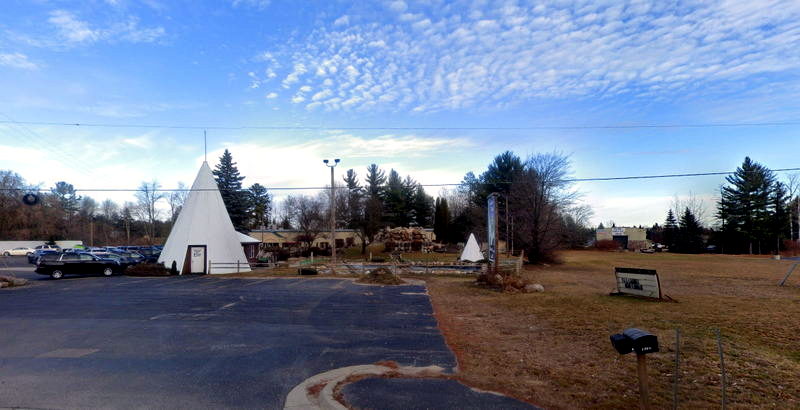 Indian Village Mini Golf - Street View (newer photo)